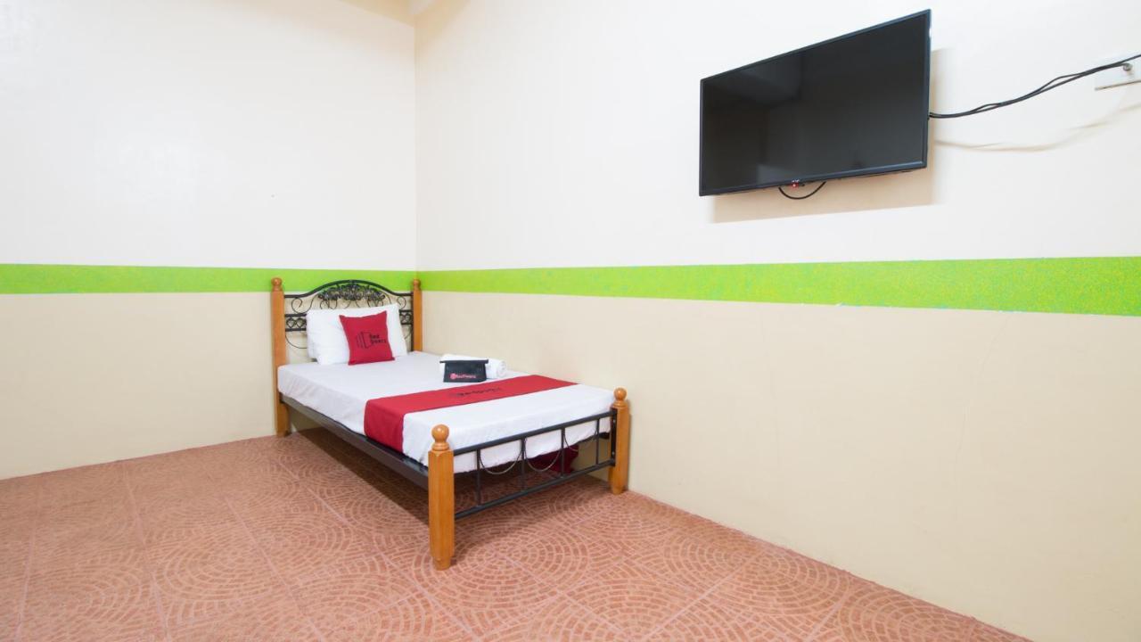 Reddoorz At Praferosa Resort Hotel Calamba Exterior photo