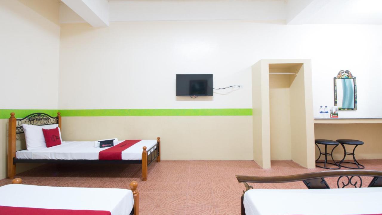 Reddoorz At Praferosa Resort Hotel Calamba Exterior photo