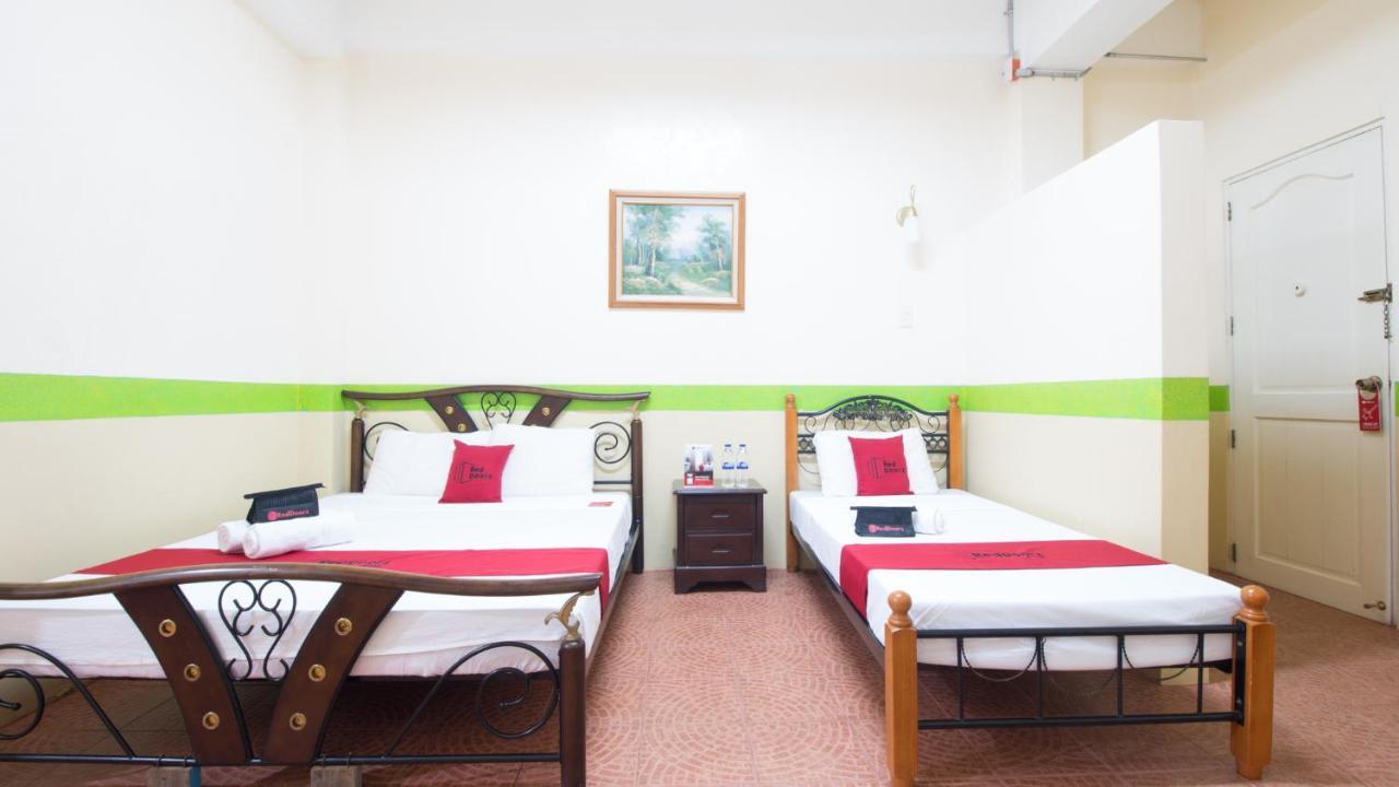 Reddoorz At Praferosa Resort Hotel Calamba Exterior photo