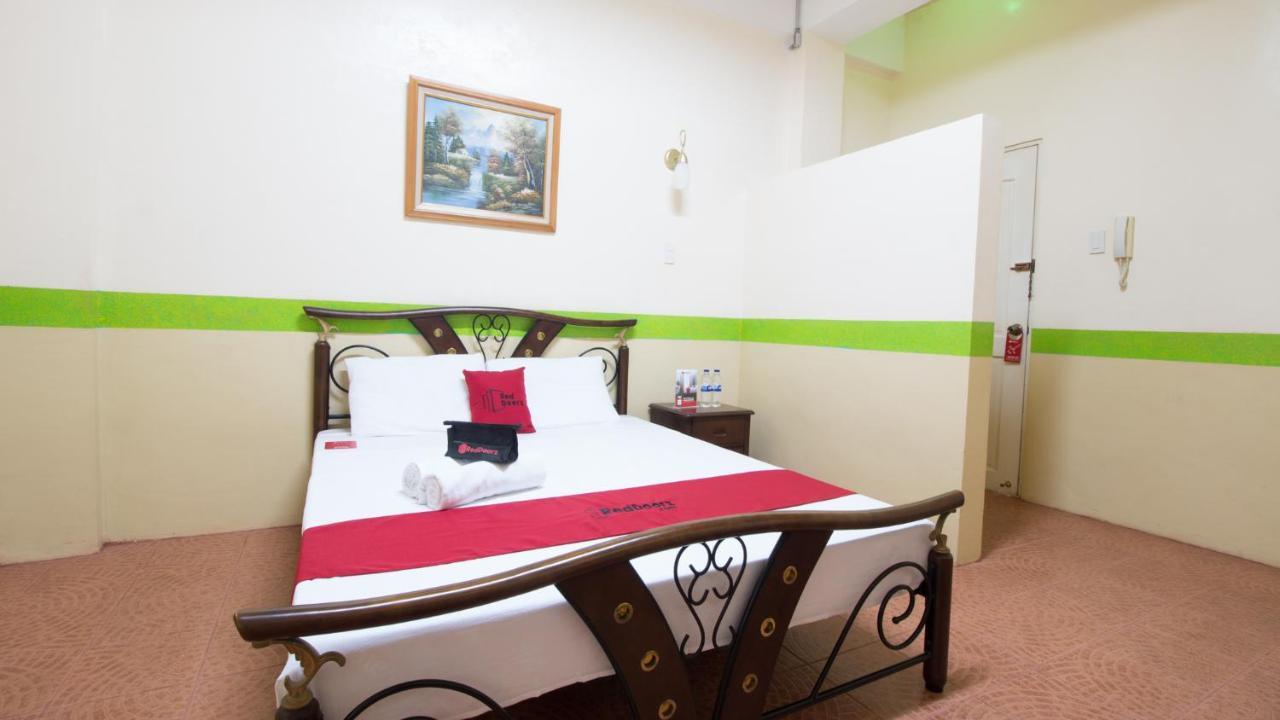 Reddoorz At Praferosa Resort Hotel Calamba Exterior photo